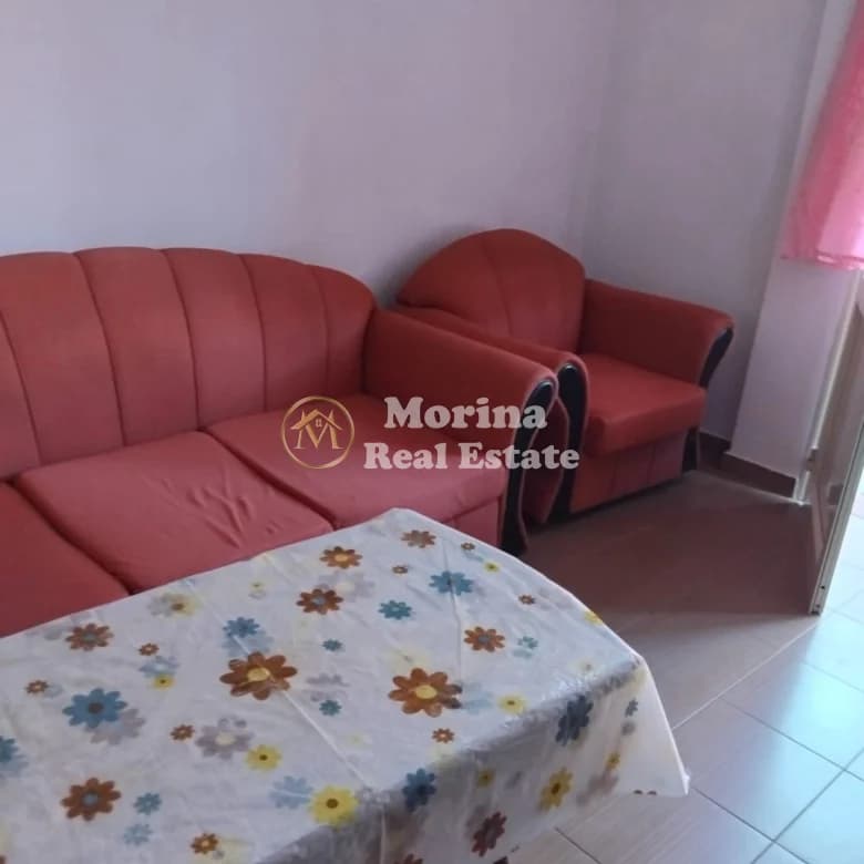 Qera | Shtëpi private 1 + 1 | Rruga Jordan Misja | 300 €/muaj