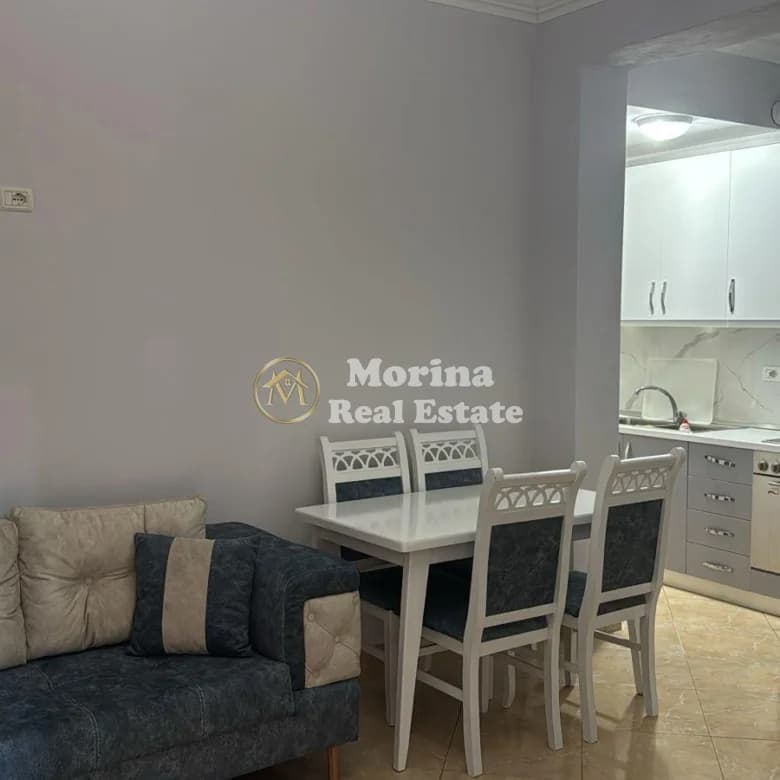 Qera | Shtëpi private 1 + 1 | Rruga Xhanfize Keko | 400 €/muaj 3