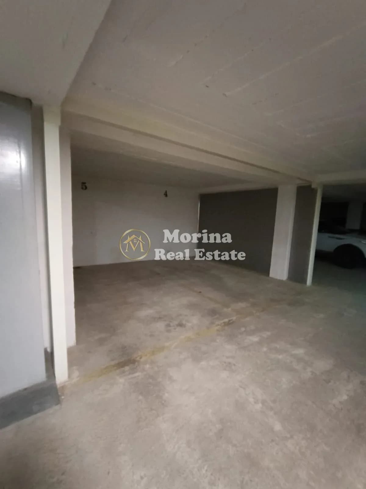 Shitje | 2 Poste Parkimi | QSUT | 42000 € (lek) 3