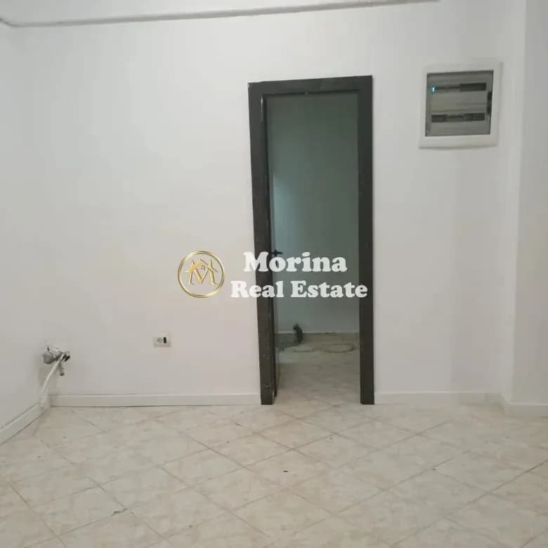 Qera | Ambjent Biznesi | Yzberisht | 320 €/muaj 2