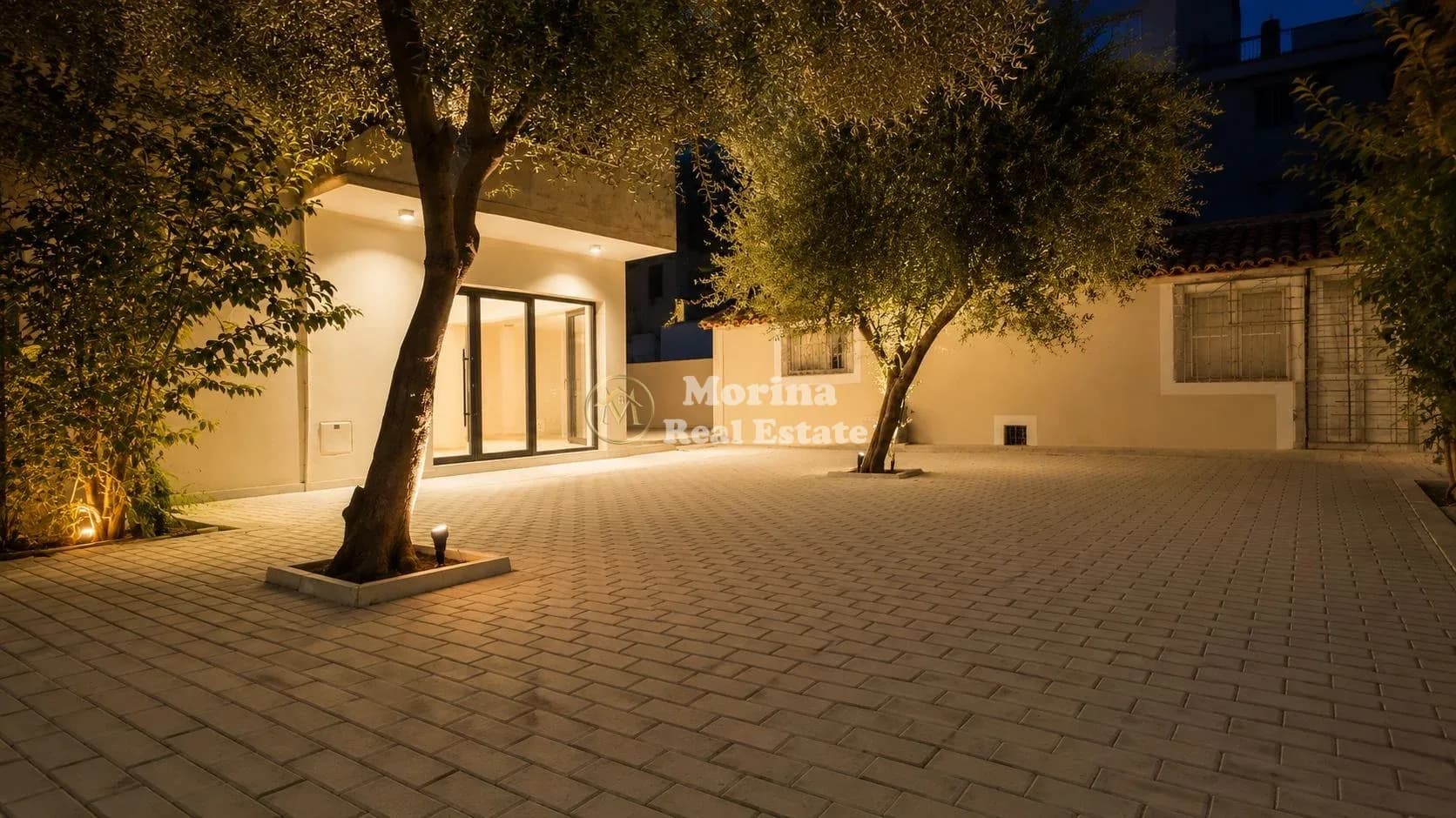 Qera | Ambjent Biznesi | Rruga Thanas Ziko | 750 €/muaj 2