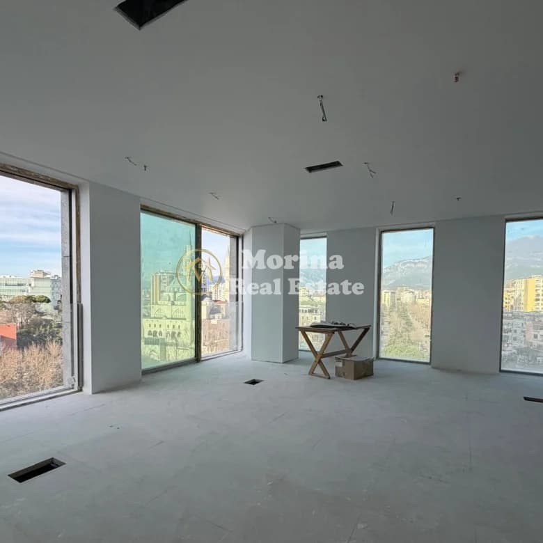 Shitje | Ambjent Biznesi | Downtown One | 640000 €