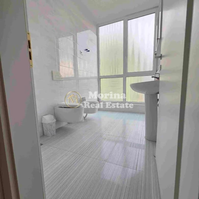 Qera | Ambjent Biznesi | The New Boulevard | 440 €/muaj 4
