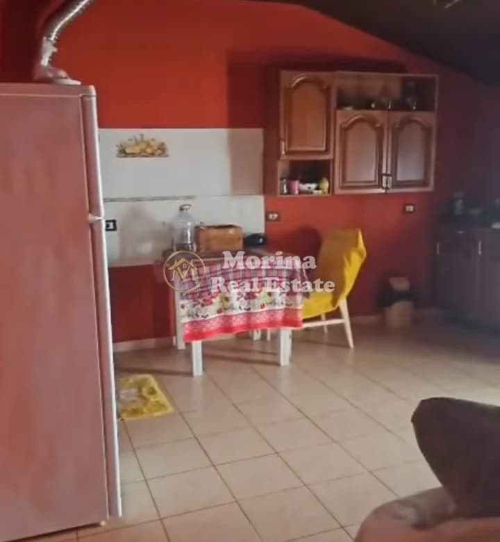 Qera | Apartament 2 + 1 | Rruga Ali Visha | 360 €/muaj 2