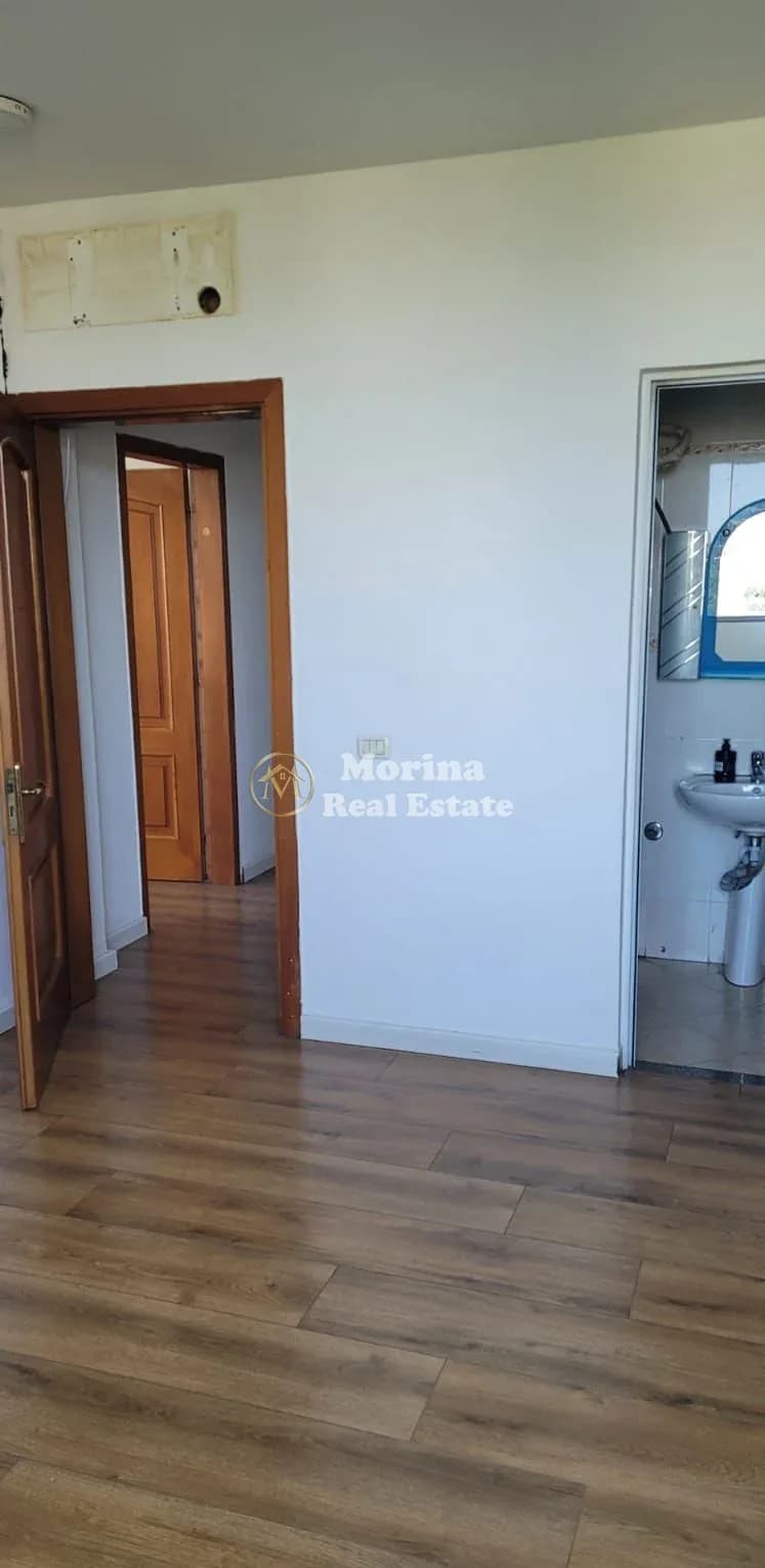 Qera | Apartament 2 + 1 | George W. Bush Street | 1300 €/muaj 2