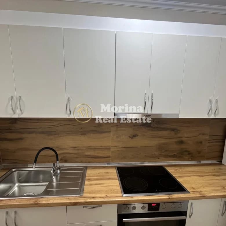 Qera | Apartament 2 + 1 | Rruga Myslym Shyri | 650 €/muaj 4