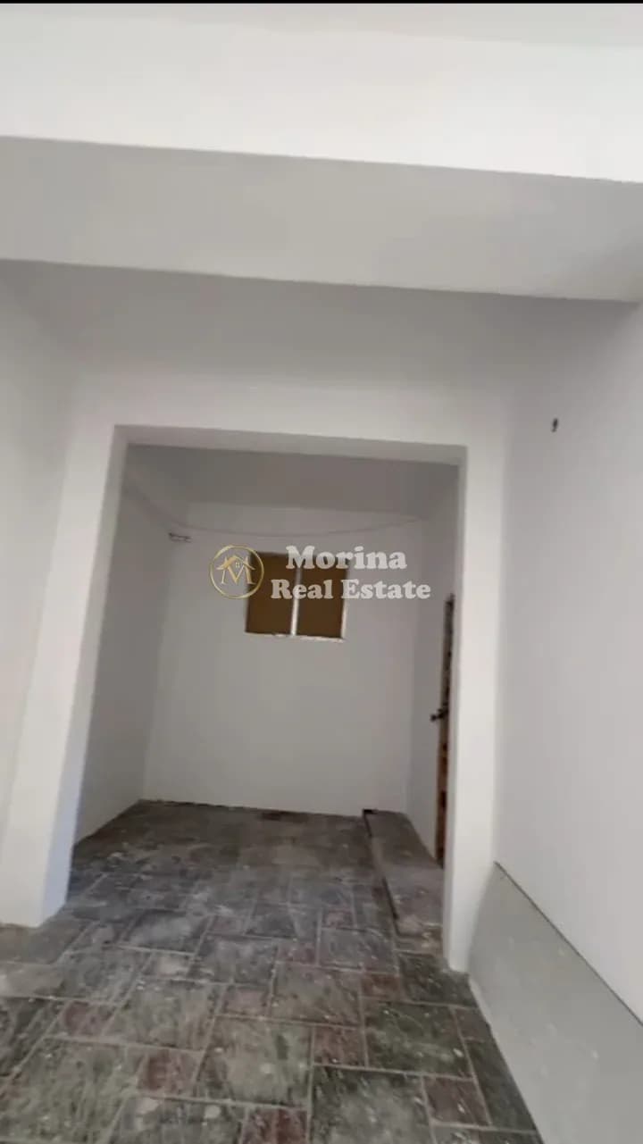 Shitje | Magazinë | Xhamlliku | 60000 €
