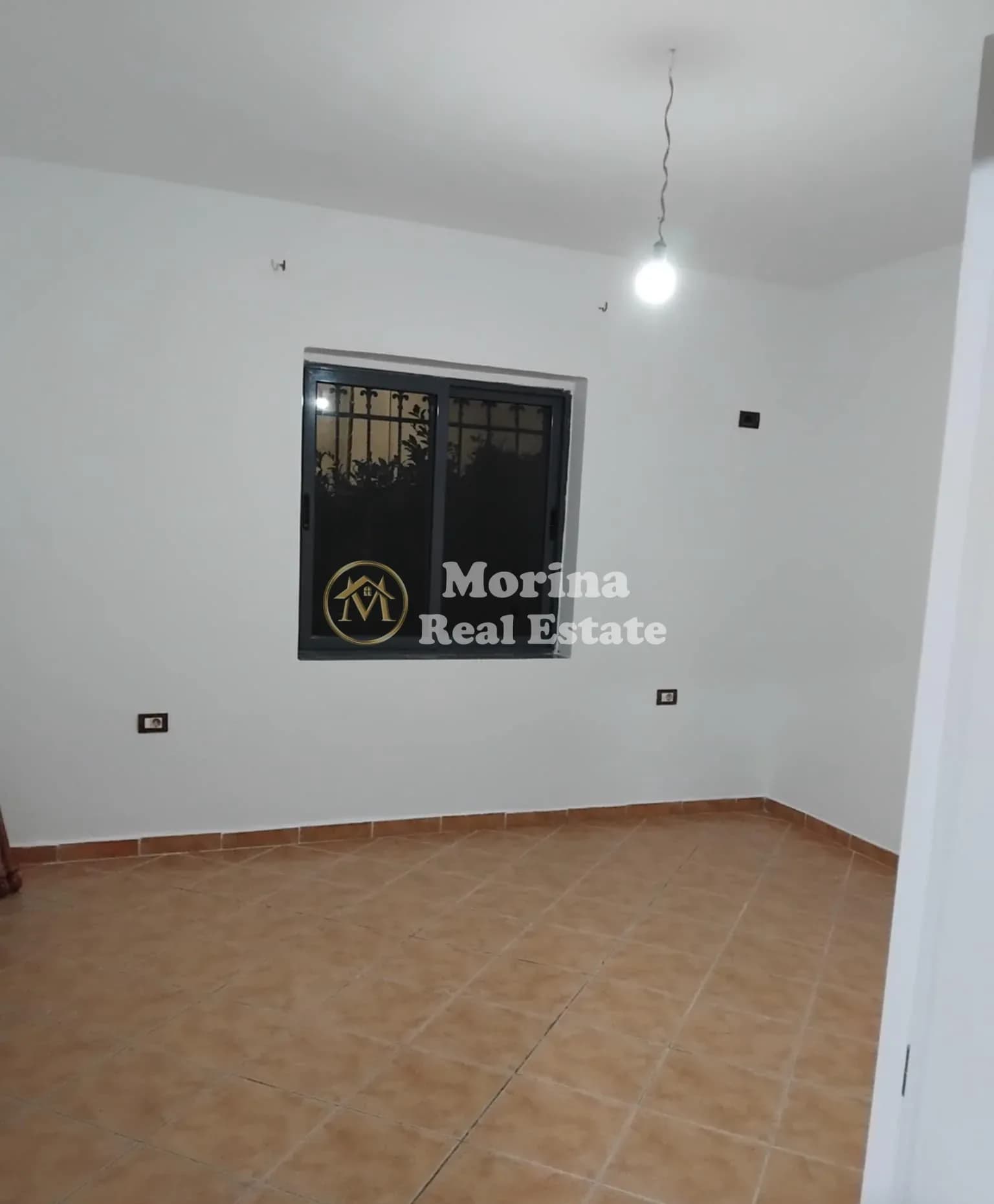 Qera | Ambjent Biznesi | Kamëz | 400 €/muaj 4