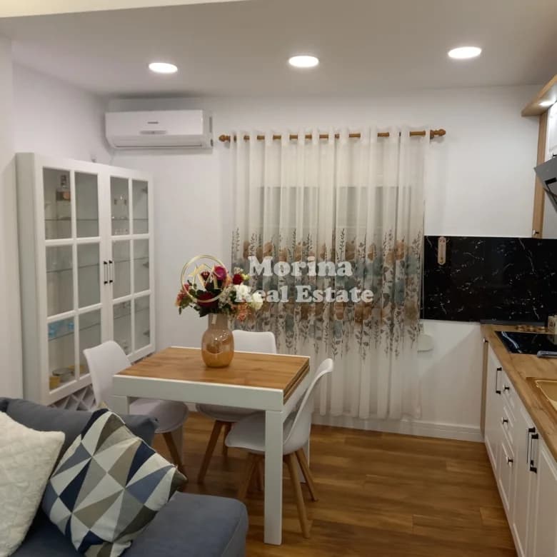 Qera | Apartament 1 + 1 | Blloku | 650 €/muaj 2