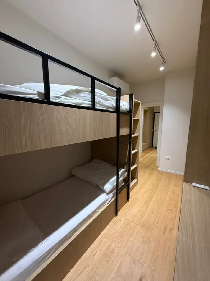 Qera | Apartament 2 + 1 | Rruga e Kosovareve | 1300 €/muaj 4