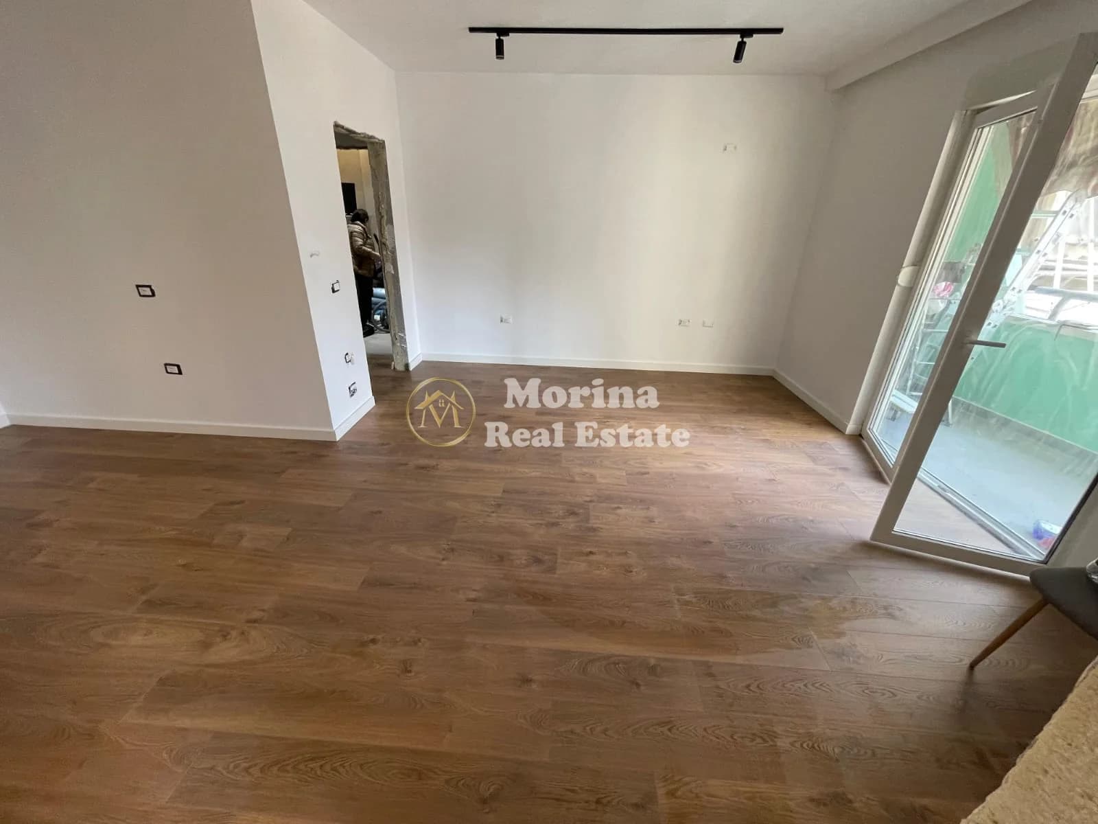 Qera | Apartament 1 + 1 | Air Albania Stadium | 1000 €/muaj 4