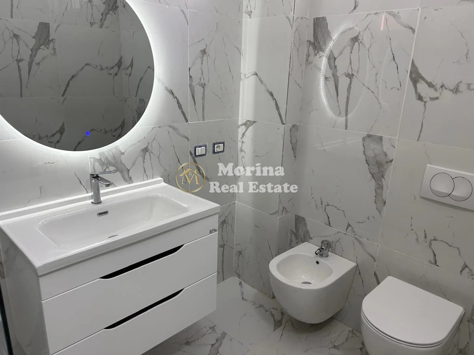 Qera | Shtëpi private 2 + 1 | Mullet | 500 €/muaj 3