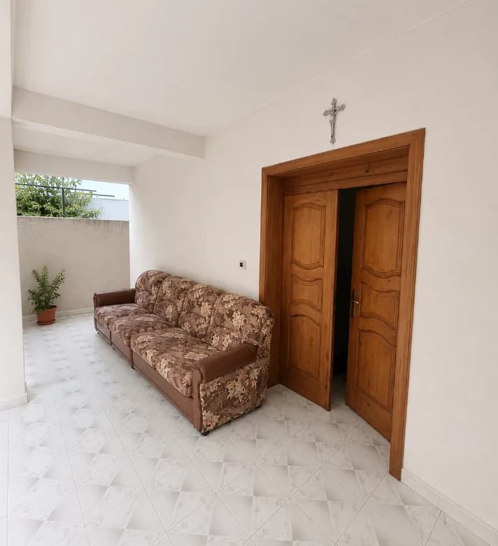 Shitje | Vilë 3 + 1 | 500 m larg QSUT | 200000 €
