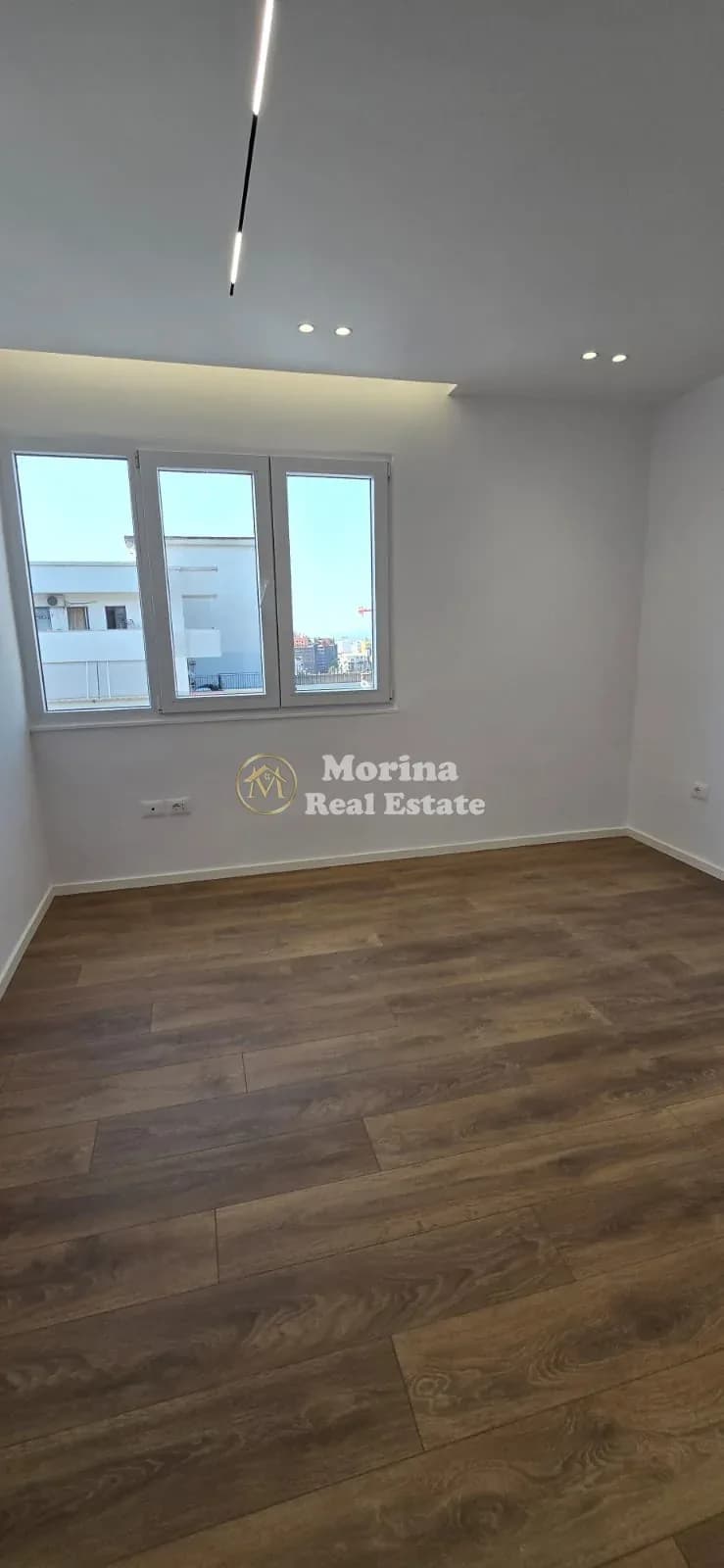 Shitje | Apartament 1 + 1 | 21 Dhjetori | 165000 € 4