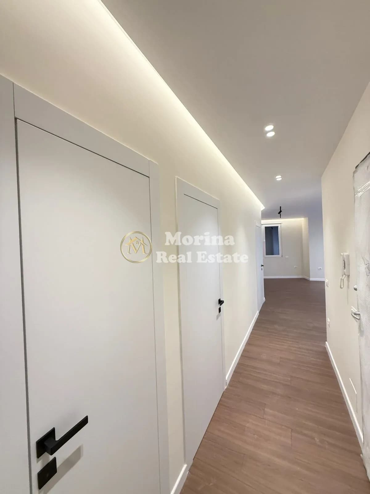 Shitje | Apartament 2 + 1 + Garazh | Shkozë | 220000 € 3