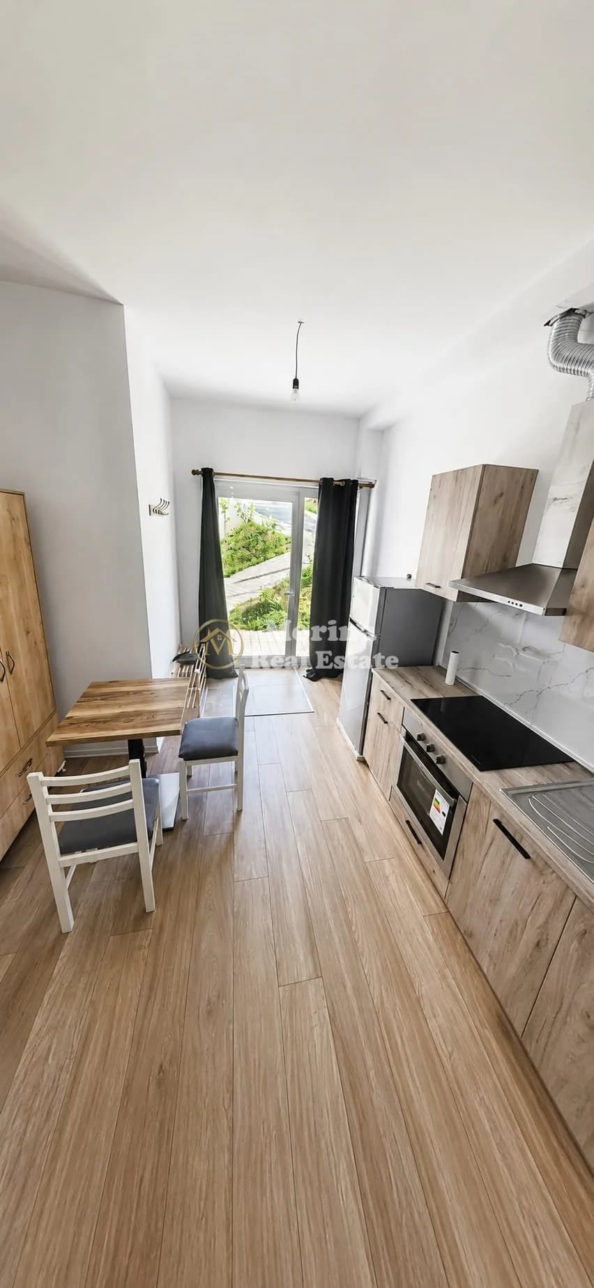 Qera | Garsoniere | Ali Demi | 300 €/muaj