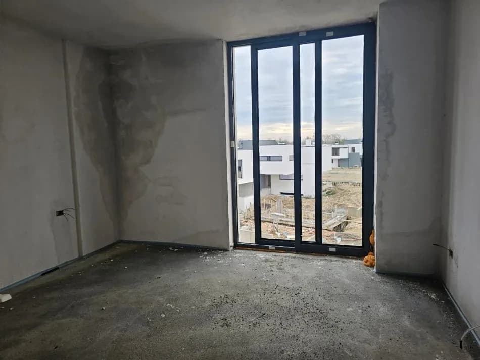 Shitje | Apartament 2 + 1 | Rruga Gjiri I Lalëzit | 235000 € 3