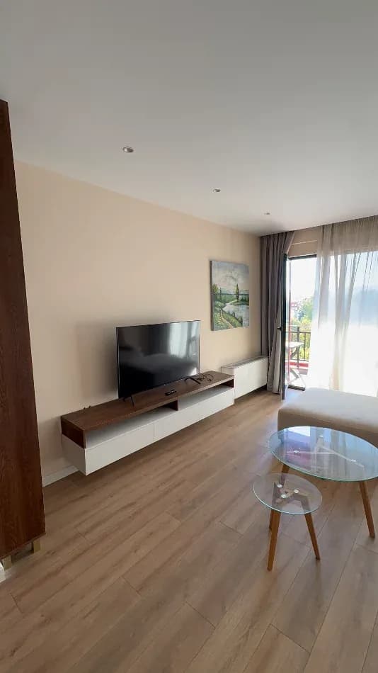 Qera | Apartament 2 + 1+ 2 | Farmacia 10 | 800 €/muaj