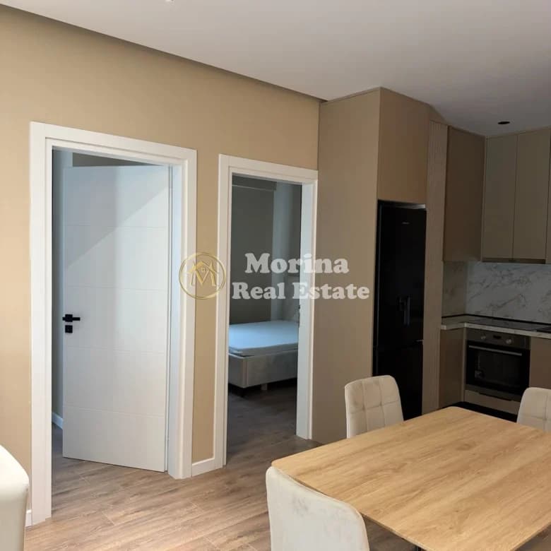 Qera | Apartament 2 + 1 | Xhamlliku | 800 €/muaj 4