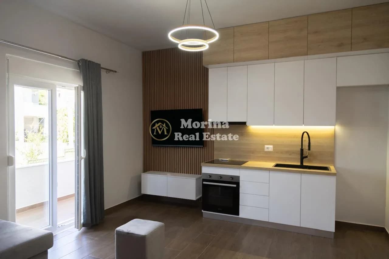 Qera | Vilë 1 + 1 | Farkë | 450 €/muaj 2