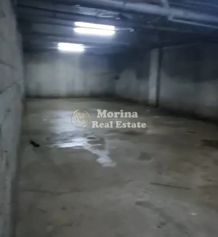 Shitje | Magazinë | Kamëz Municipality | 235000 €