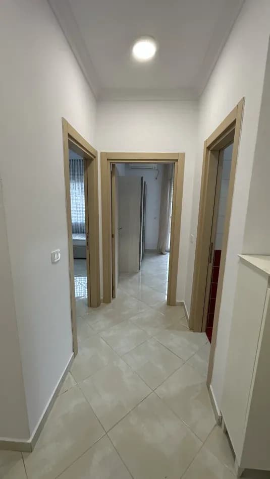 Shitje | Apartament 3 + 1 | QTU (Qendra Tregtare Univers) | 180000 € 4