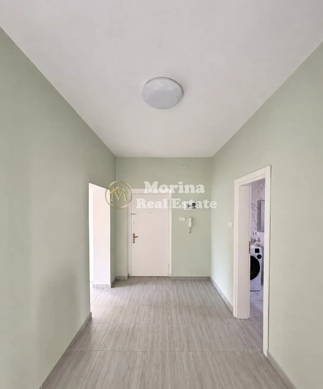 Qera | Ambjent Biznesi | 9 Katëshet | 500 €/muaj 2