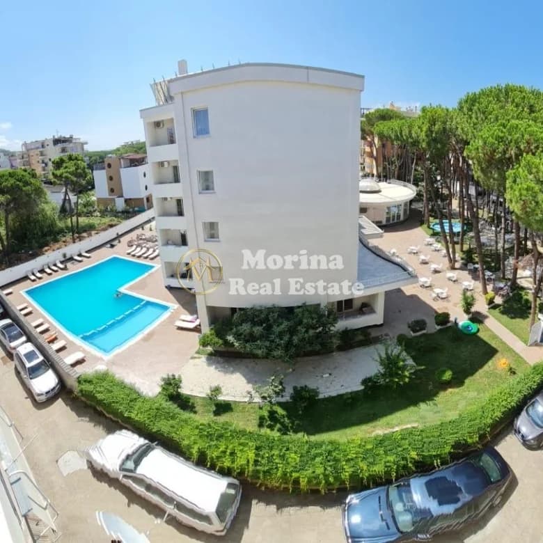 Shitje | Penthouse 3 + 1 + 3 | Mali i Robit | 300000 € 2