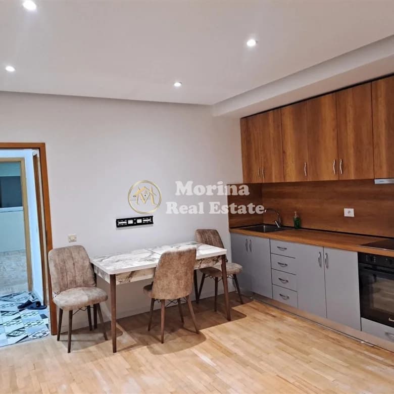 Qera | Apartament 2 + 1 | Rruga Ferit Xhajko | 550 €/muaj