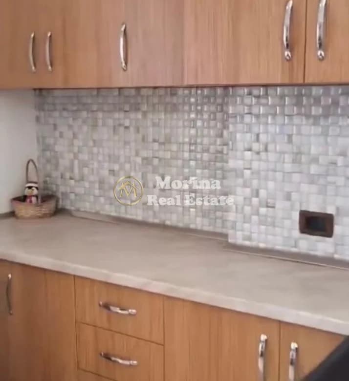 Qera | Apartament 1 + 1 | Rruga Reshit Petrela | 400 €/muaj