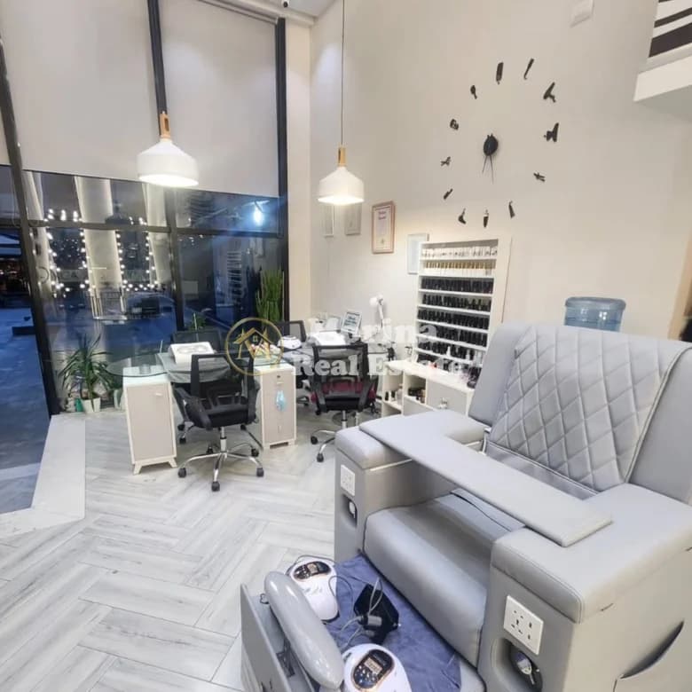 Qera | Ambjent Biznesi | Kompleksi Tirana Golden Park | 1450 €/muaj 3