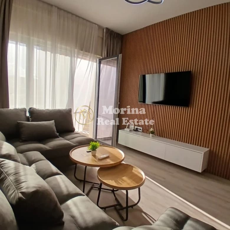 Qera | Apartament 2 + 1 | Zogu i Zi | 900 €/muaj