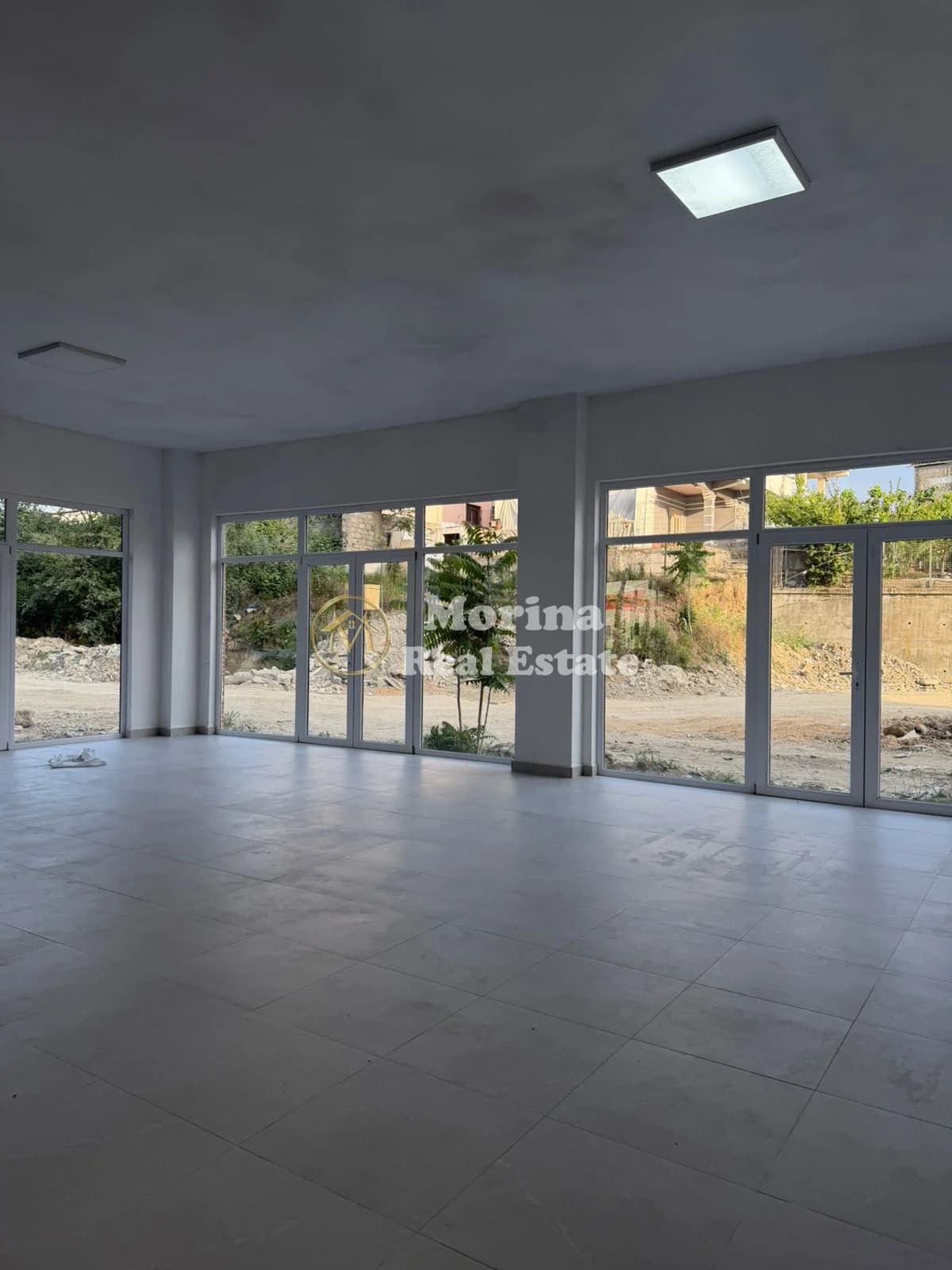 Qera | Ambjent Biznesi | Rruga 5 Maji | 3200 €/muaj