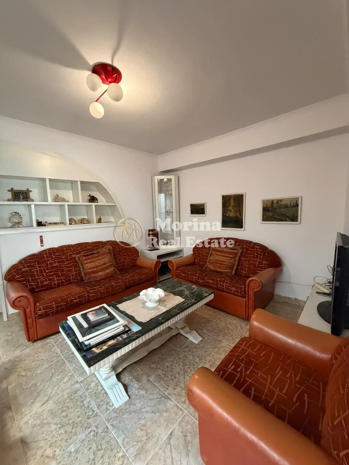Qera | Vilë 5 + 1 | Rruga e Dibrës | 650 €/muaj