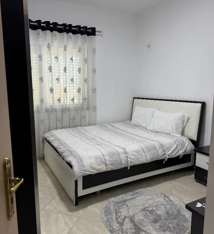 Qera | Apartament 2 + 1 | Unaza e Madhe | 500 €/muaj 4