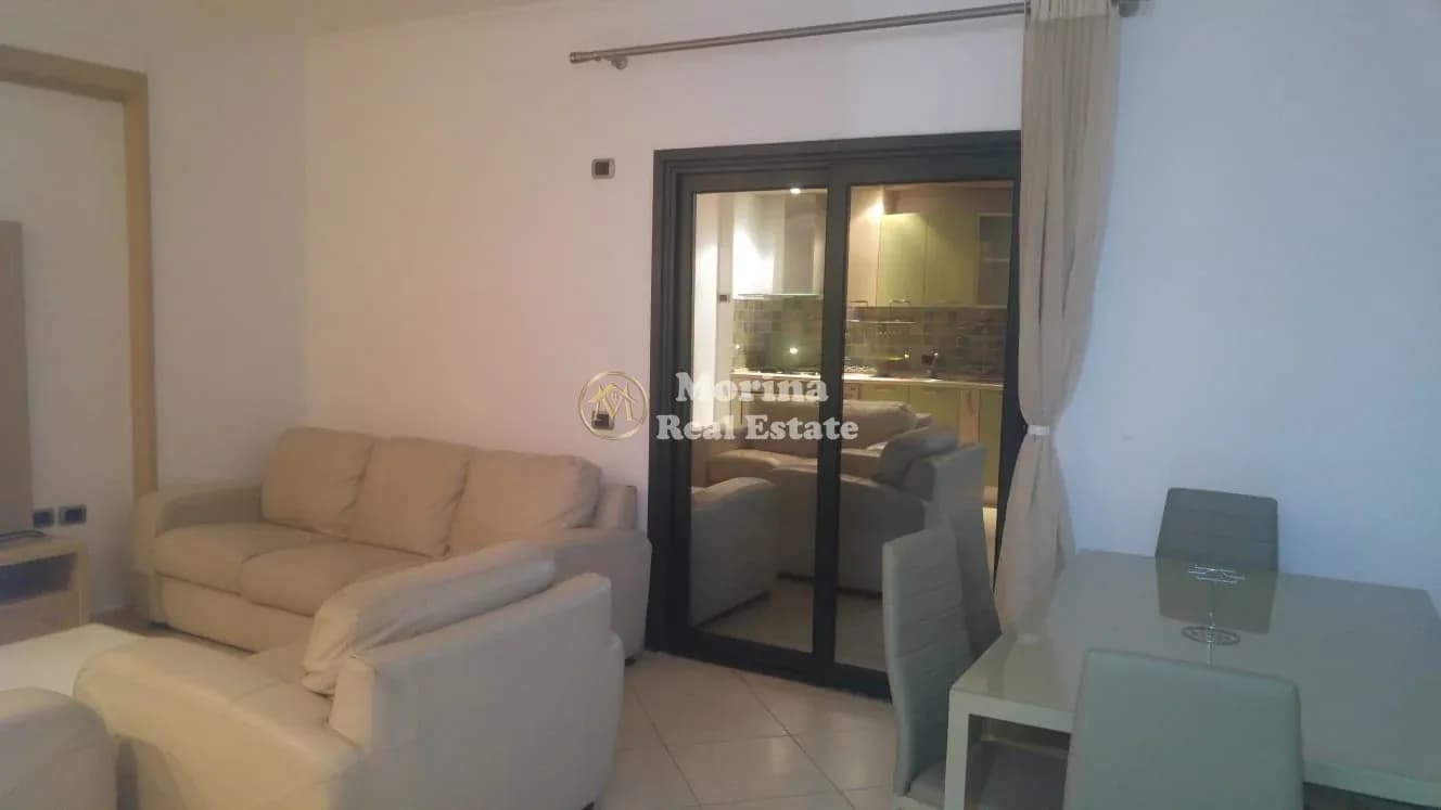 Qera | Apartament 2 + 1 | Ish Restorant Durresi | 650 €/muaj 3
