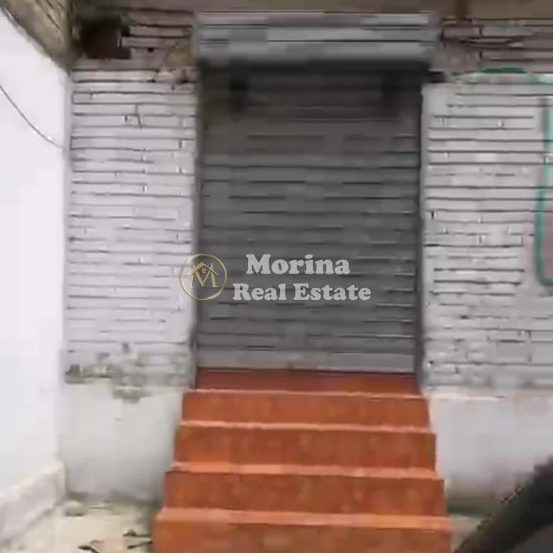 Qera | Ambjent Biznesi | Ali Demi | 400 €/muaj 4