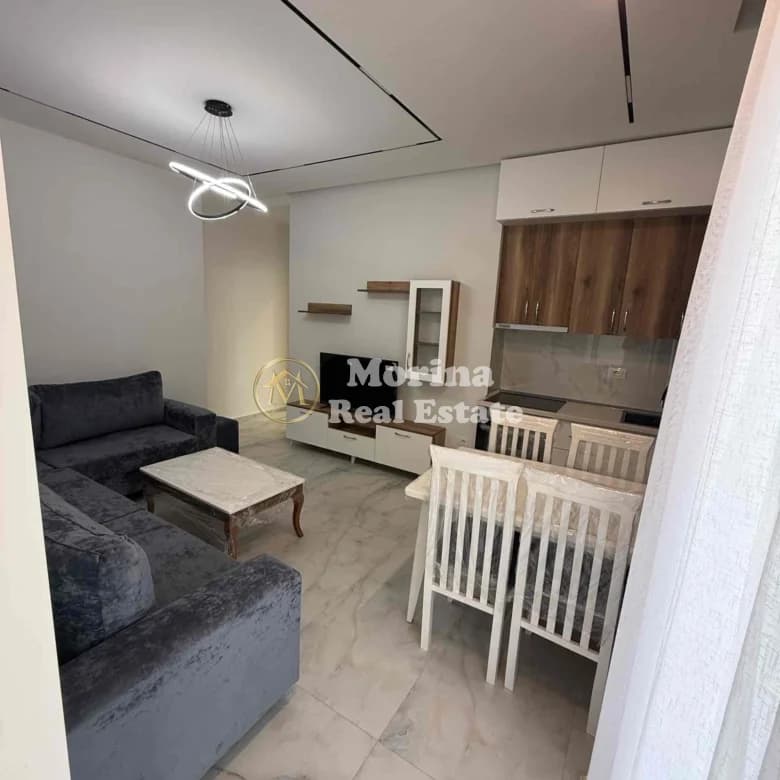 Qera | Shtëpi private 1 + 1 | Paskuqan | 300 €/muaj 4
