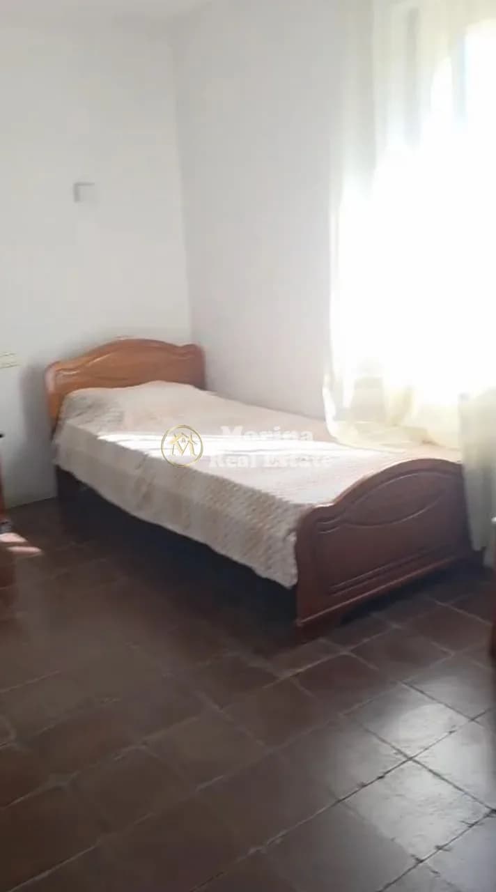 Shitje | Apartament 3 + 1 | Porcelani | 220000 € 4