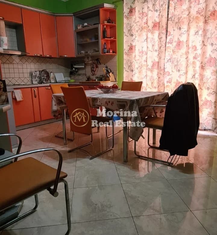 Qera | Vilë | Rruga Myslym Shyri | 4000 €/muaj 4