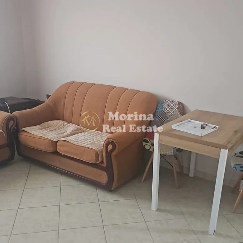 Qera | Vilë 2 + 1 | Laprakë | 390 €/muaj