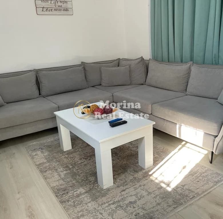 Qera | Shtëpi private 3 + 1 | Ali Demi | 600 €/muaj 2