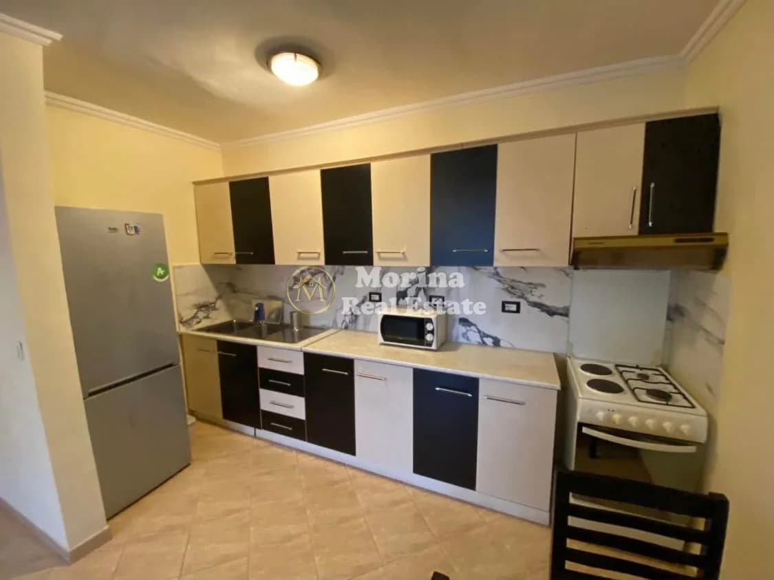 Qera | Apartament 2 + 1 | Prokuroria e Rrethit Gjyqësor Tiranë | 550 €/muaj