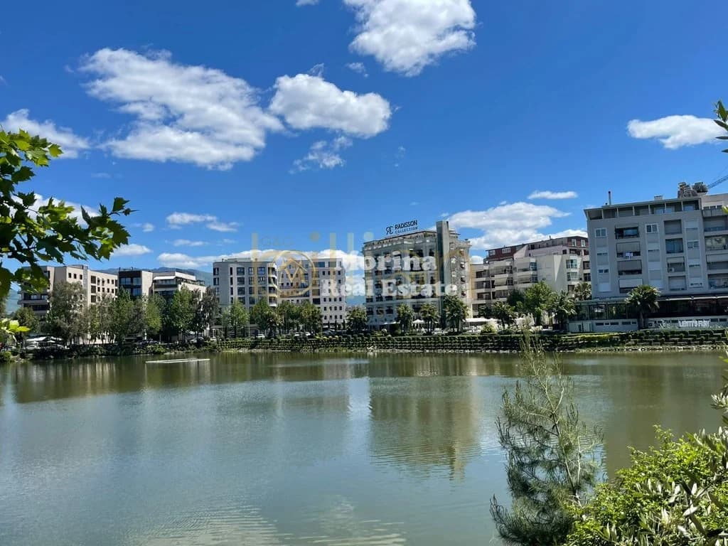 Qera | Ambjent Biznesi | Liqeni i Thatë | 1700 €/muaj 1