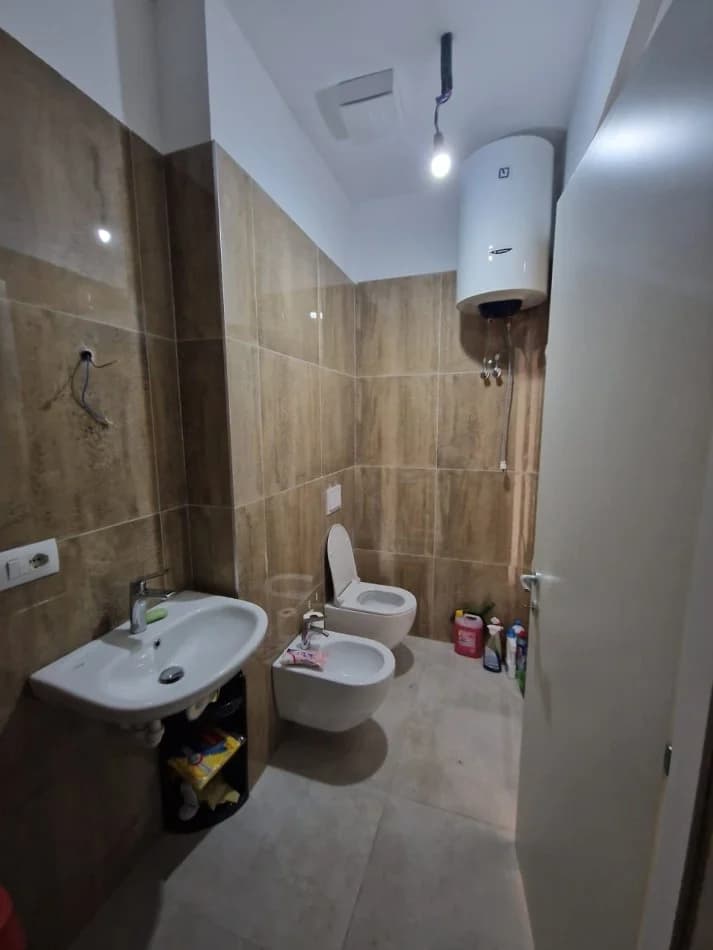 Qera | Zyrë | Tirana Garden Building | 1000 €/muaj