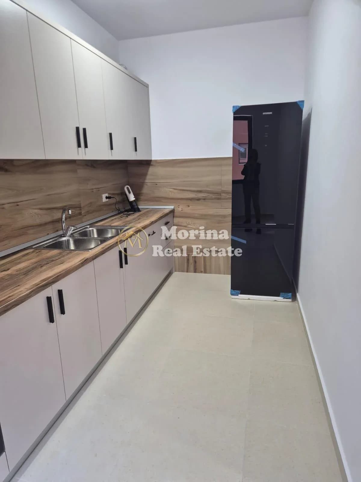 Qera | Apartament 2 + 1 | Rruga e Elbasanit | 850 €/muaj