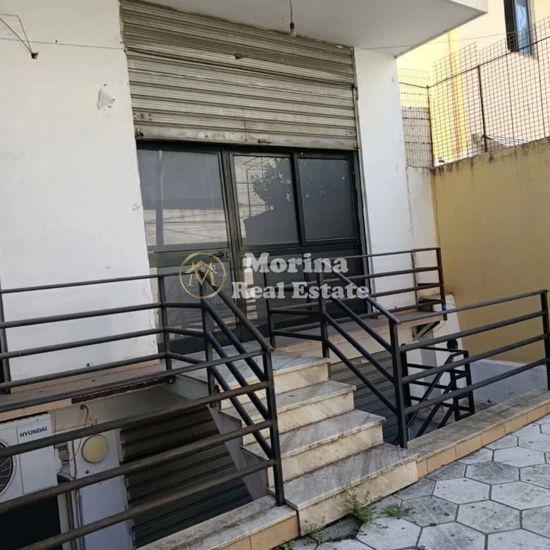 Qera | Ambjent Biznesi | Rruga Riza Cerova | 450 €/muaj 3