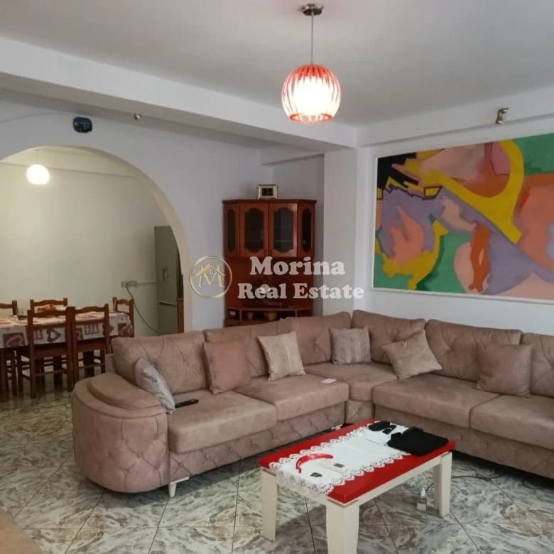 Shitje | Vilë 7 + 1 | Brraka | 400000 € 3