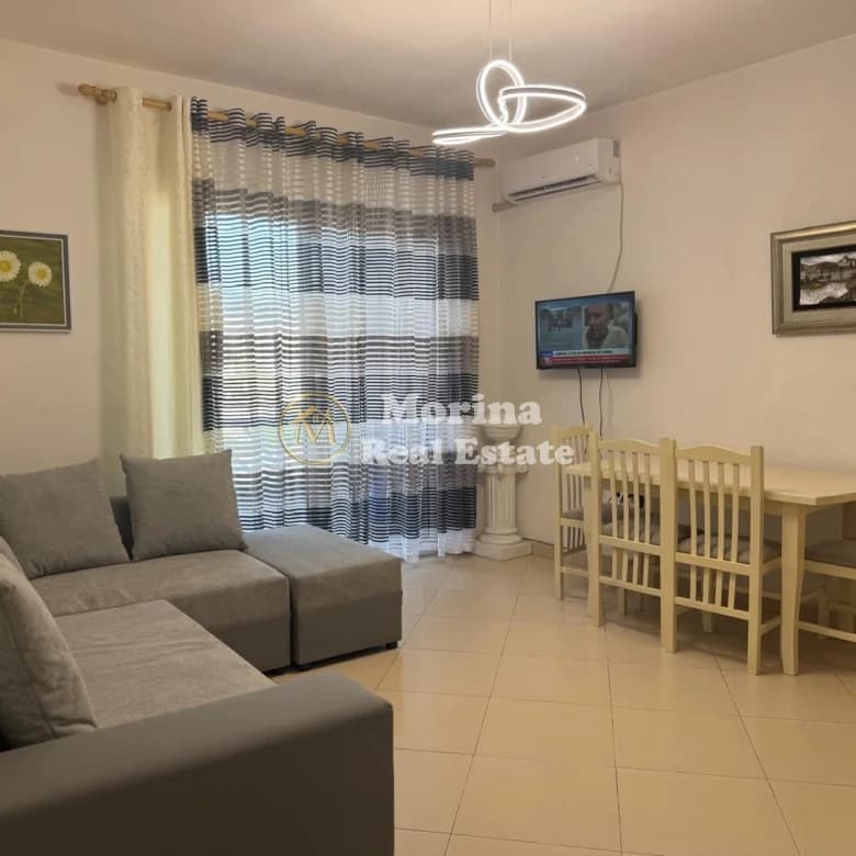 Qera | Apartament 2 + 1 | 21 Dhjetori | 650 €/muaj 2