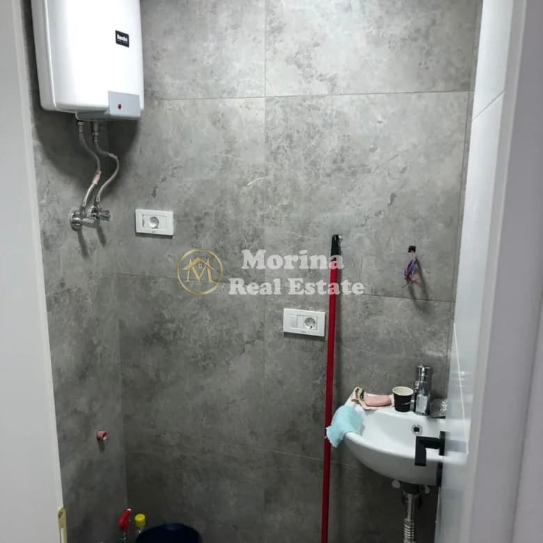 Qera | Ambjent Biznesi | Don Bosko | 350 €/muaj 2